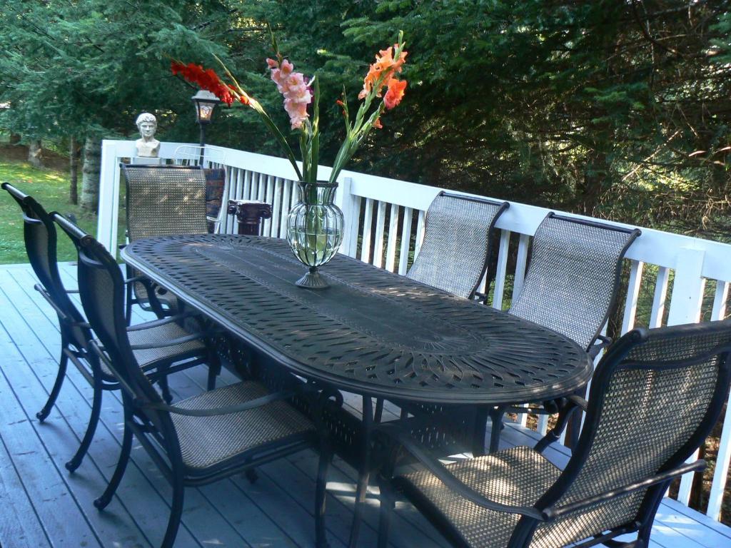 Gite Le Roupillon B&B Mont-Tremblant Exterior photo